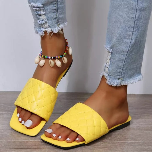 Step Into Style with Amelry’s Vegan Leather Summer Sliders: Your Ultimate Summer Footwear