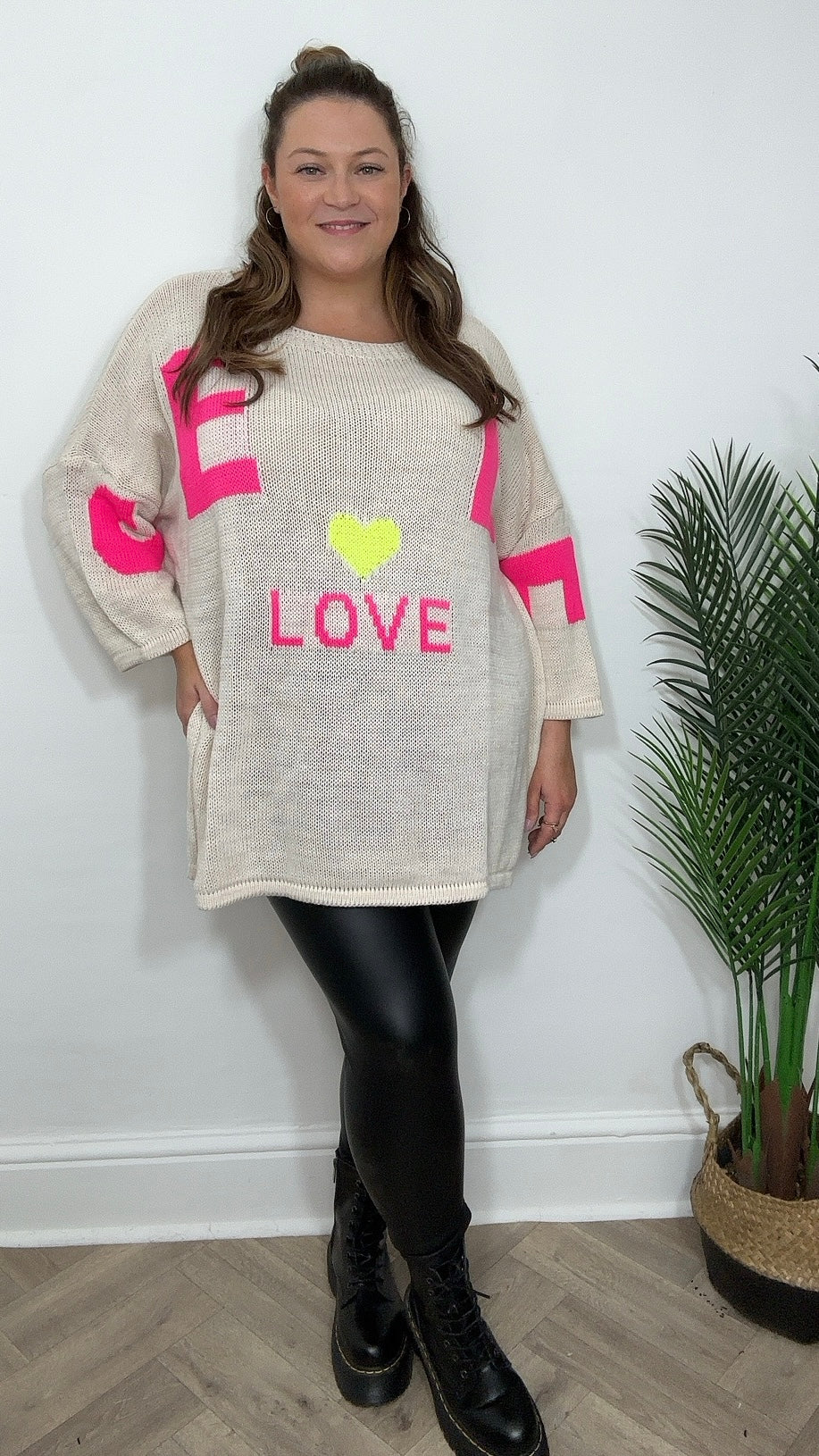 LOVE Jumper