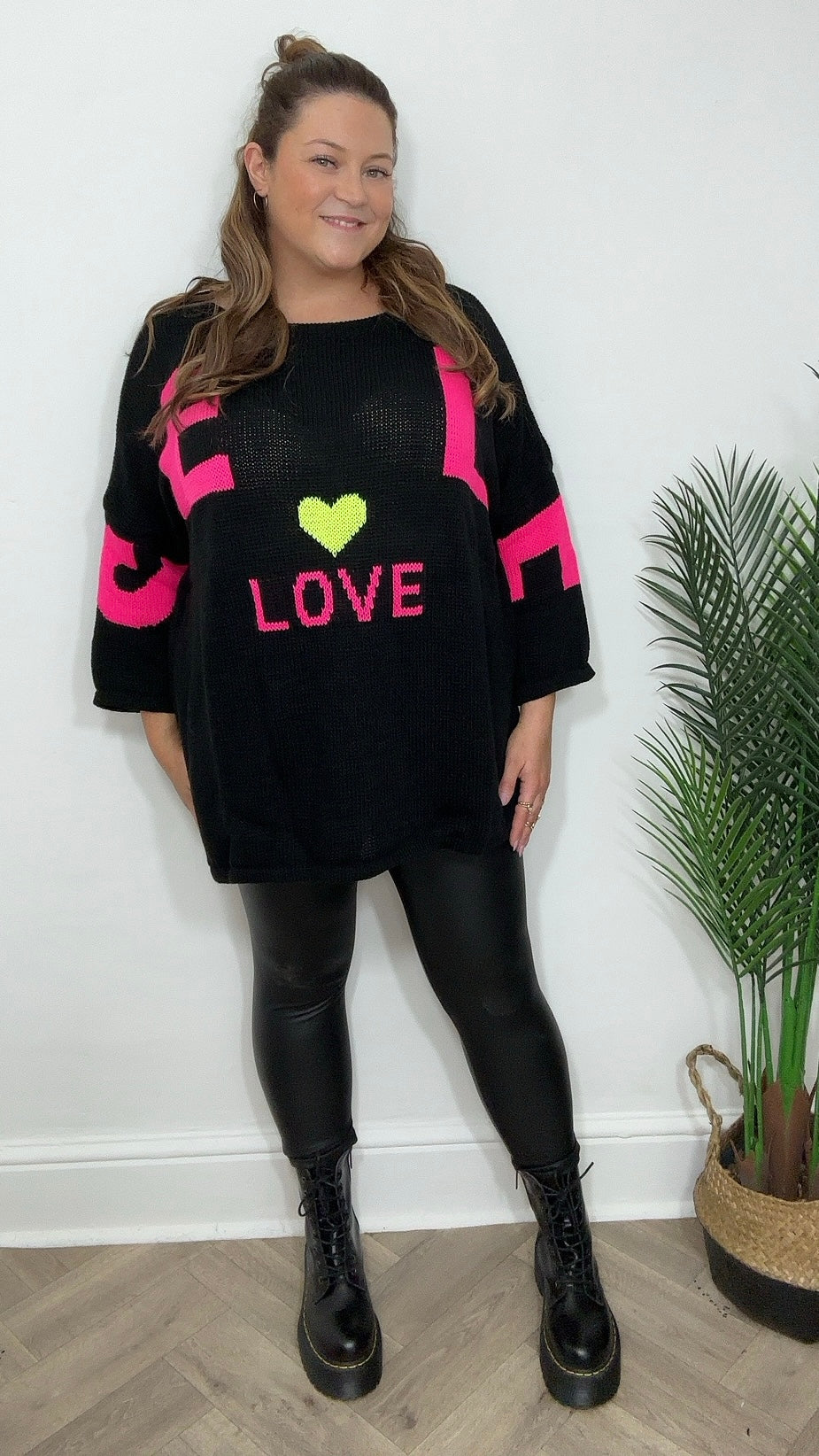 LOVE Jumper