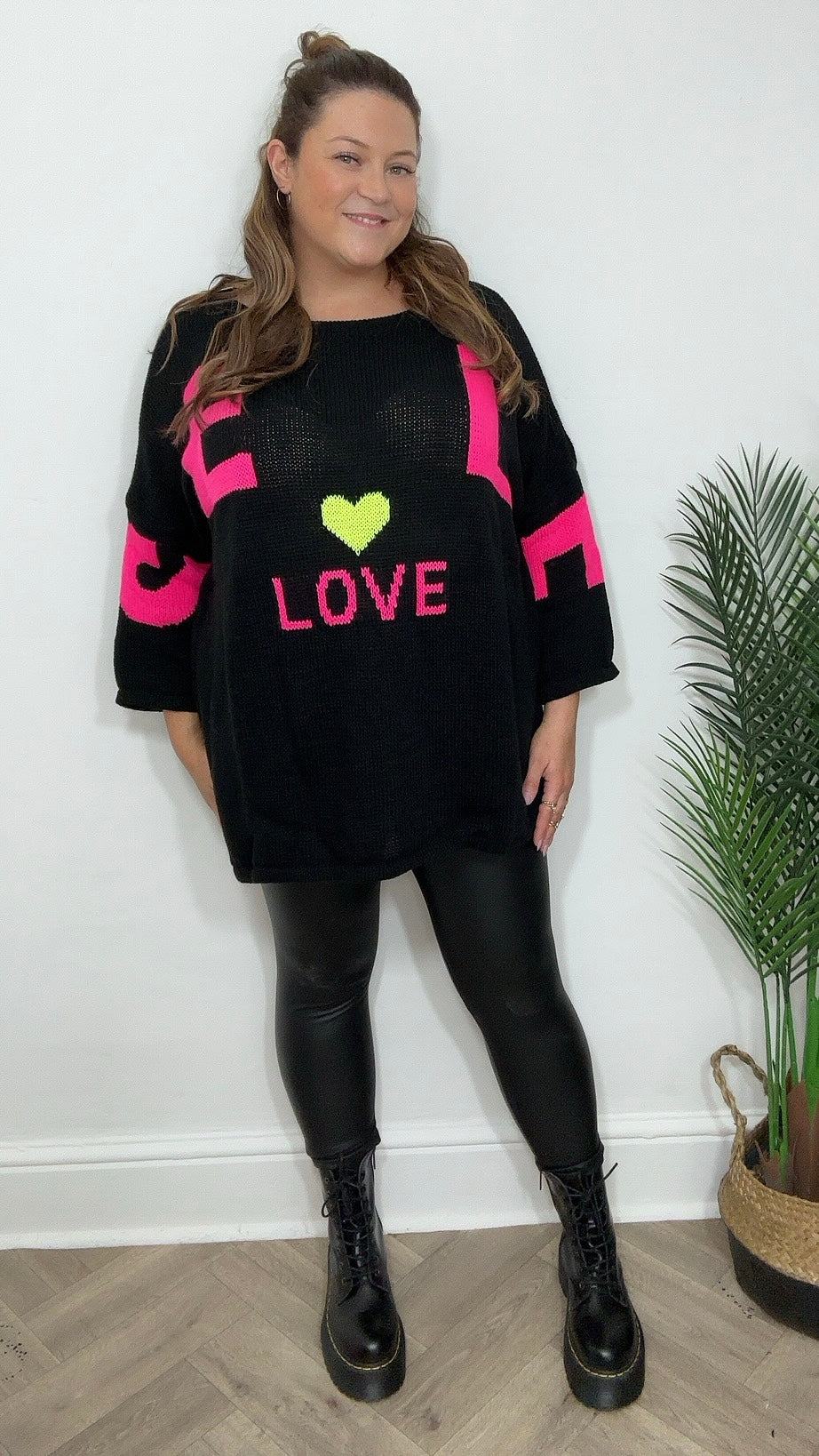 LOVE Jumper